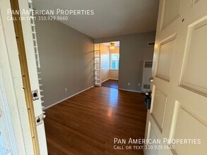 Building Photo - 335 S Los Robles Ave