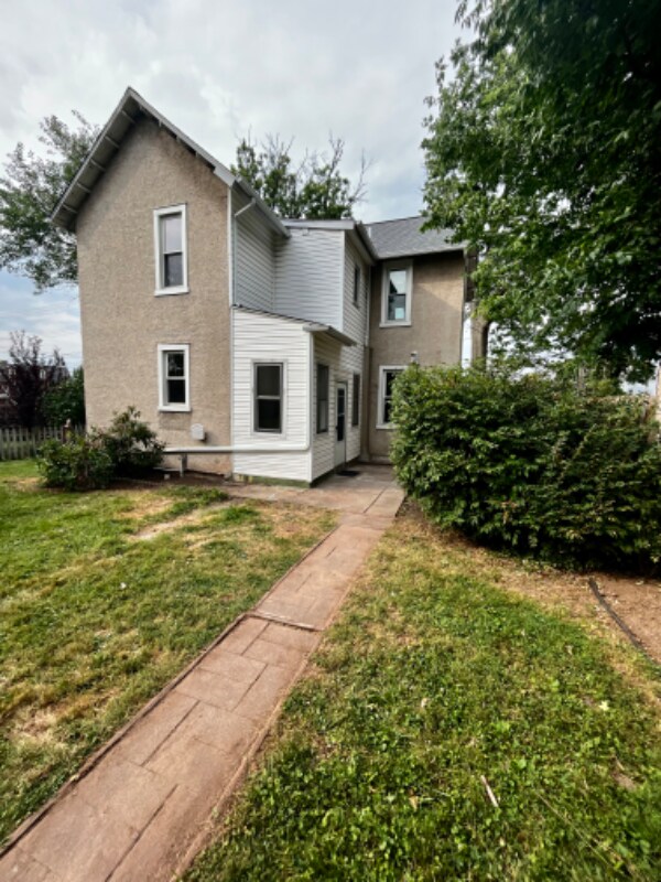 Building Photo - 232 Nutt Rd