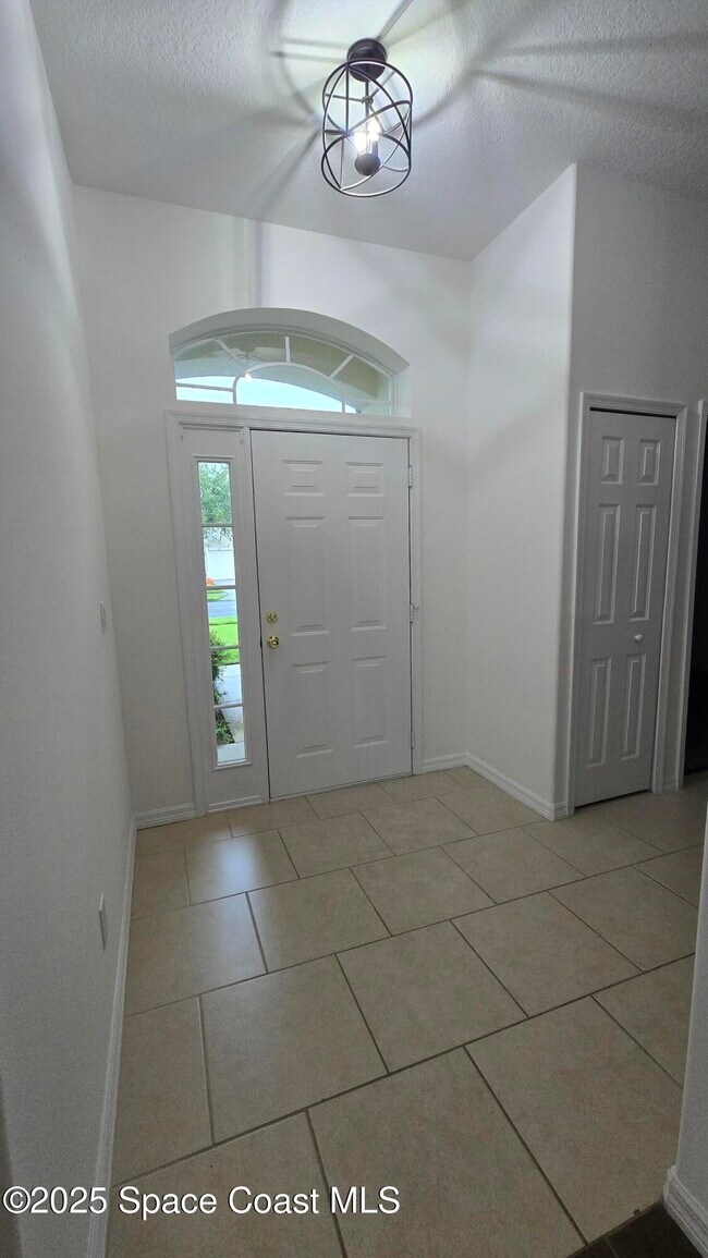 Foto del edificio - 1152 Bainbury Ln