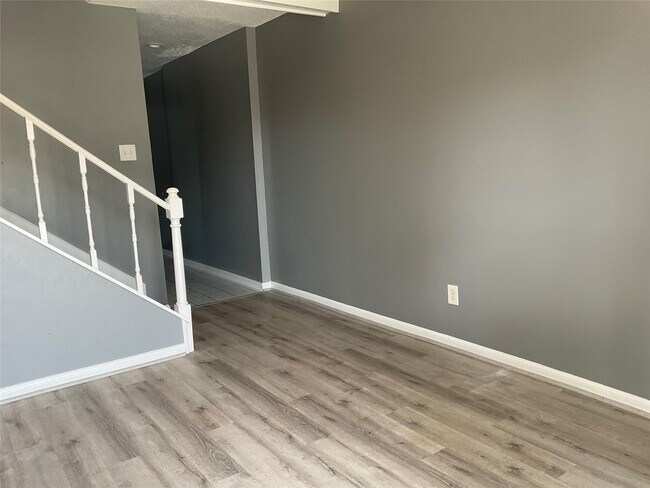 Foto del edificio - 1517 TX-146