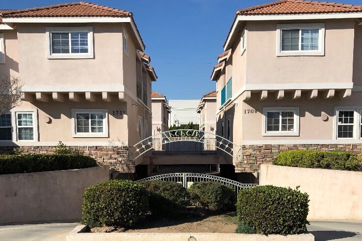 Foto principal - 1713 Acacia St