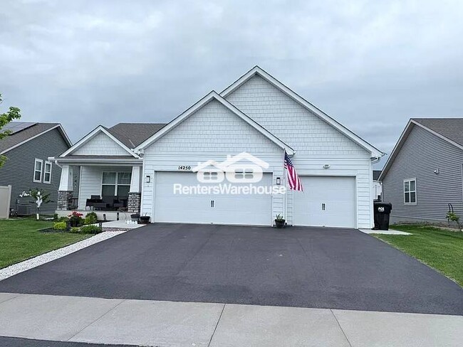 Building Photo - 14250 Cheshire Ln N