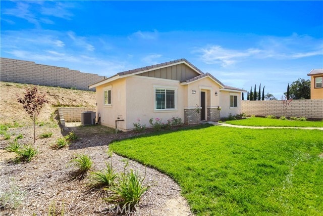 Foto del edificio - 6877 N Curtis Ln