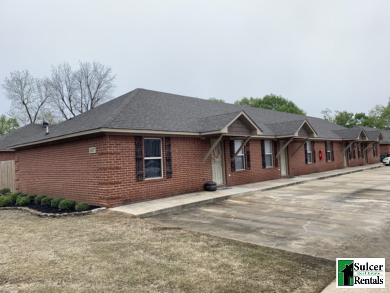 Foto principal - The Oaks: Water &amp; Sewer Included