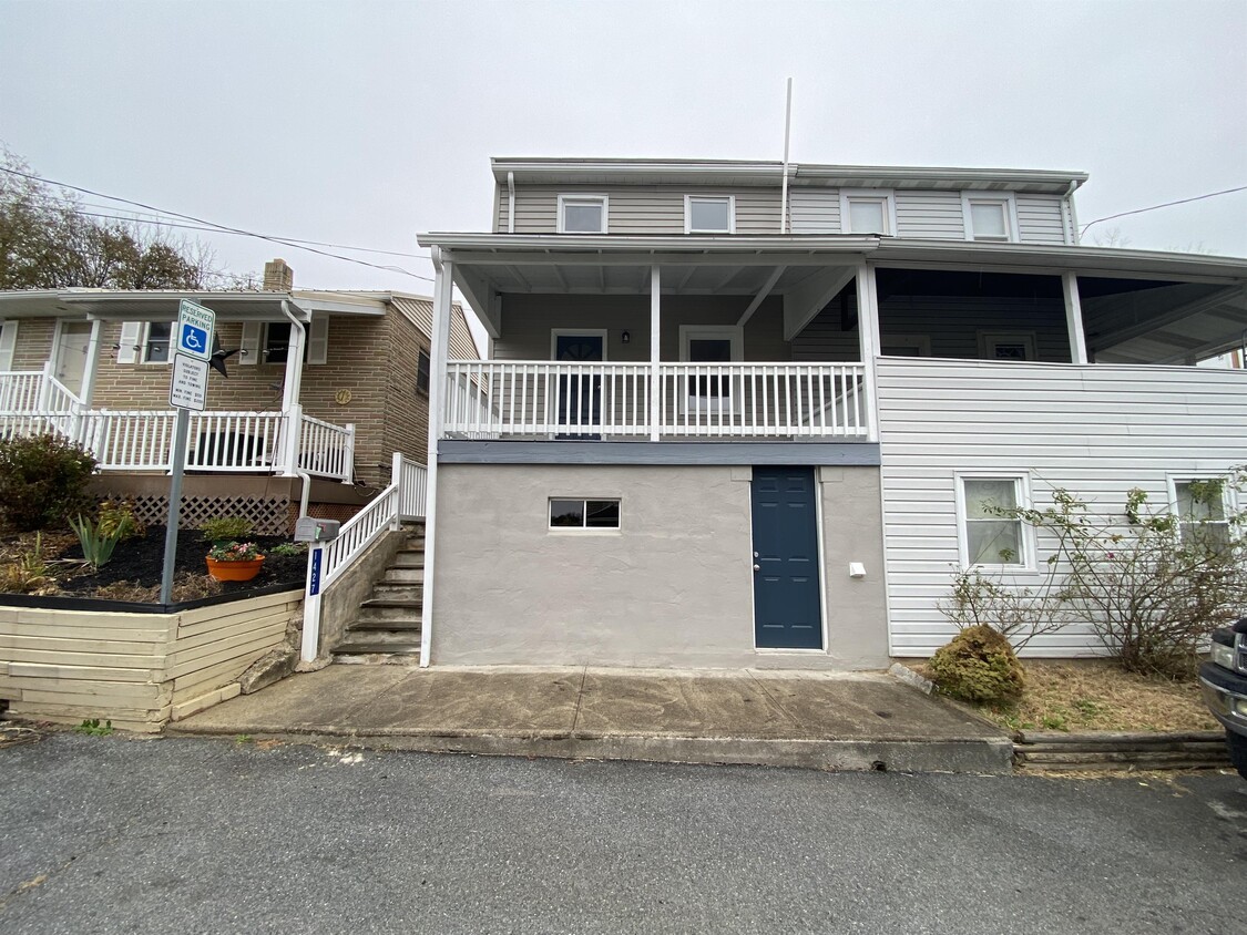 Foto principal - 1427 2nd St