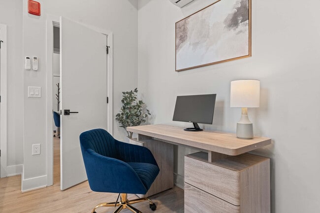 Building Photo - 116 N 15th St