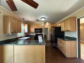 Building Photo - 710 48th St S