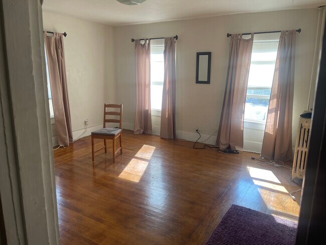 Living room - 66 Dalby St