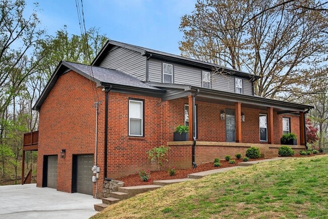 Building Photo - 144 Choctaw Dr