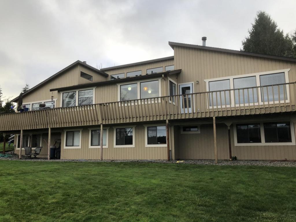 Primary Photo - 3711 56th Ave Ct NW