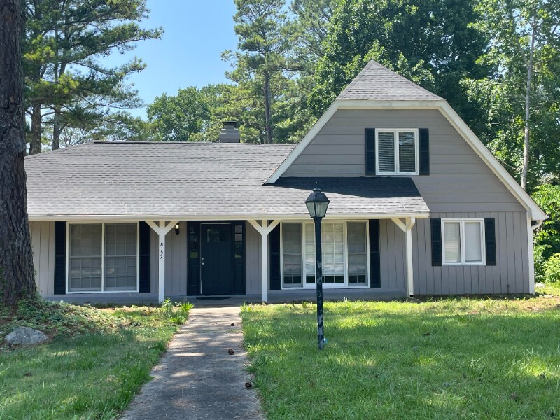 Foto principal - 8157 Lake View Terrace