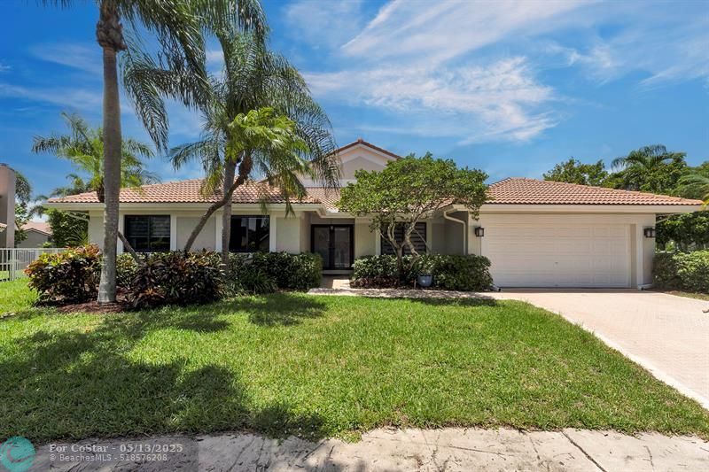 Foto principal - 10632 NW 7th St