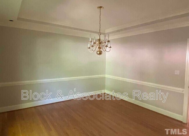 Foto del edificio - 10621 Cahill Road