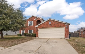 Building Photo - 2209 Riley Dr