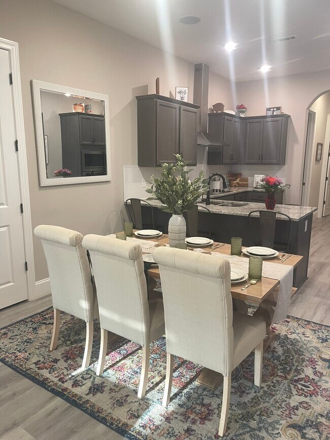 Building Photo - 126 Oasis Dr