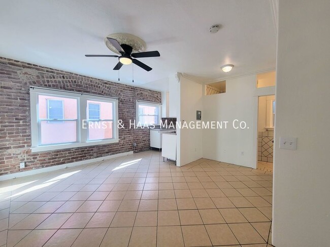 Building Photo - 635 Elm Ave