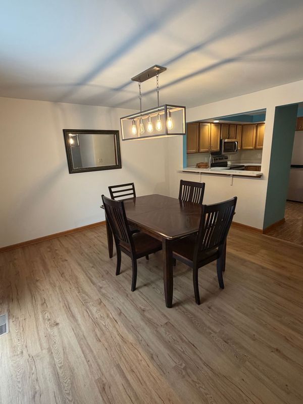 Foto del edificio - 142 Northwood Dr