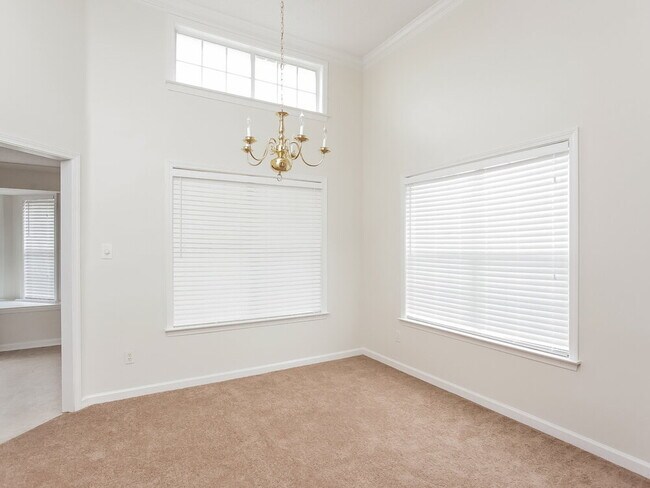 Foto del edificio - 5344 Evening Mist Dr