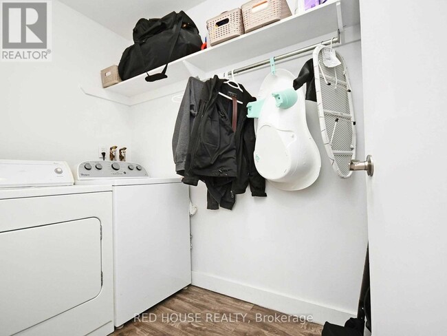 Building Photo - 3555 Derry Rd E