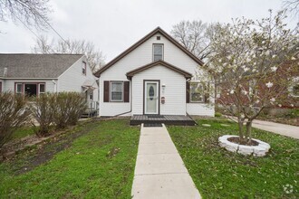 Building Photo - 1327 Todd Ave
