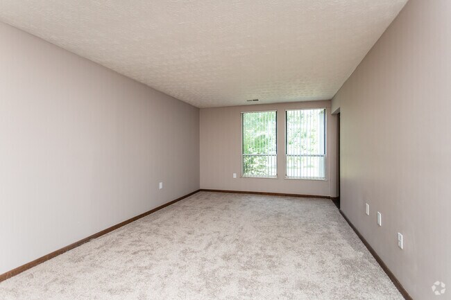 2HAB, 1.5BA - 1,052 ft² - HIBERNIA