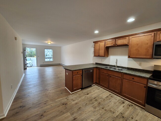 Foto del edificio - 112 Meadow Ridge Dr