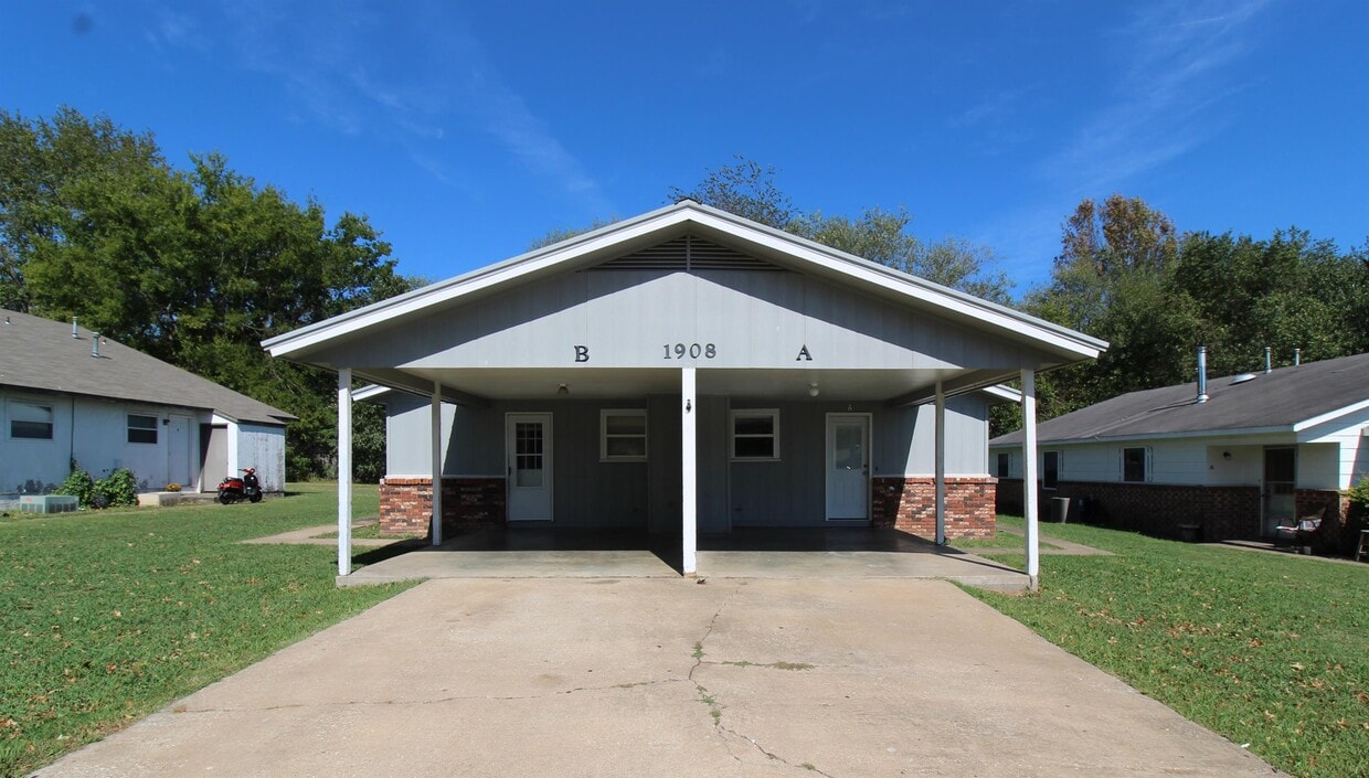 Photo - 1908 Sycamore Pl (Springdale, AR)