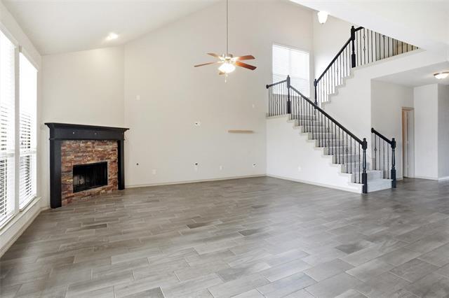 Building Photo - 1 Duskview Ln