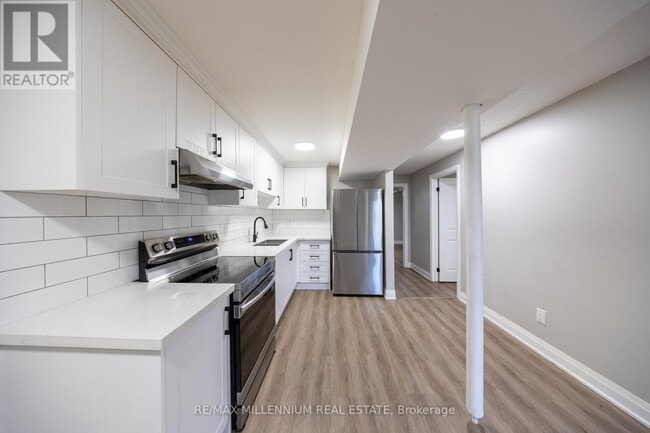 Building Photo - 6 Ormerod St