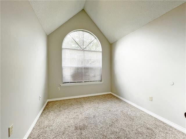 Foto del edificio - 360 E Suncrest Loop