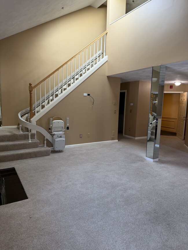 Building Photo - 661 Lowell St