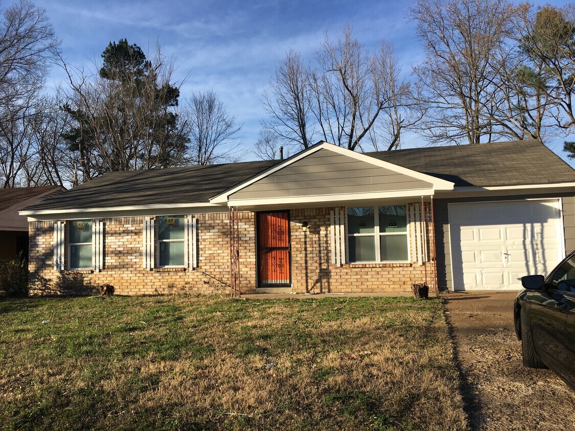 3242 Sweet Springs Drive