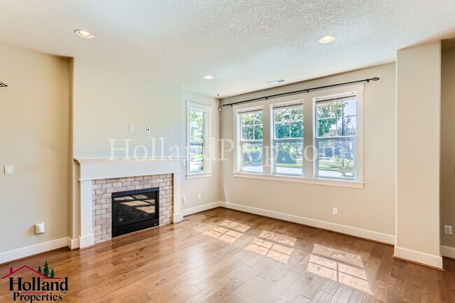 Foto del edificio - Gorgeous & Charming Home 4 beds 2.5 baths ...