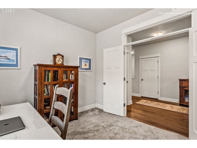 Foto del edificio - Stunning 3BD Home in Ridgefield!  Gourmet Kitchen & High End Finishes!