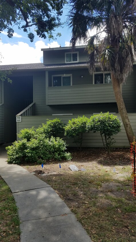 Foto principal - 1160 Village Creek Ln