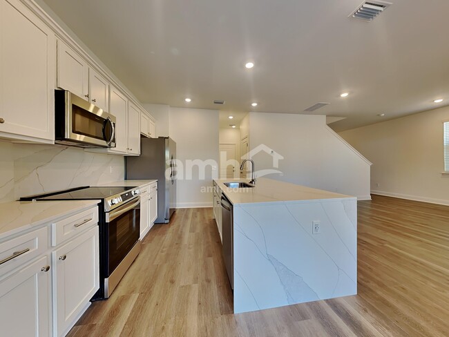 Building Photo - 318 Calla Lily Ct