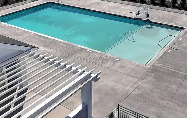 Piscina comunitaria y casa club - 4255 W Flint Dr