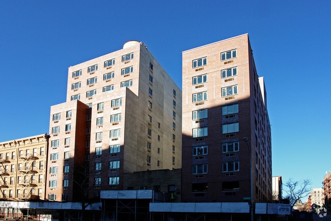 Building Photo - The Emmerson Apartments