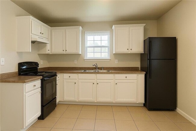 Building Photo - 7854 Star St