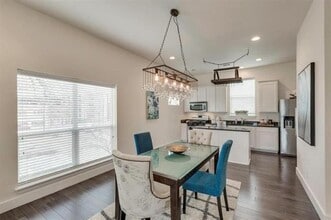 Building Photo - 1603 Jensen Ct