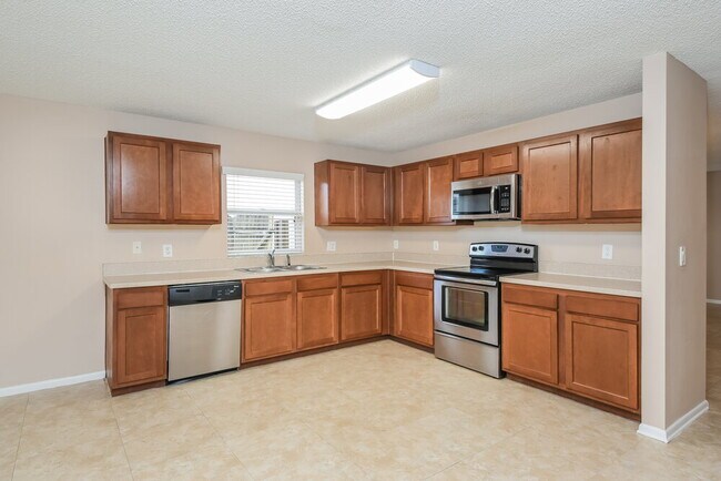 Building Photo - 3072 Natoma Way