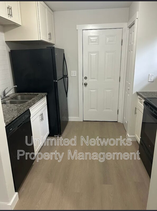 Foto del edificio - 1305 Clermont Ave