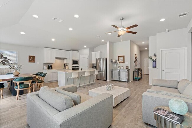 Foto del edificio - 4302 Liberty Ln