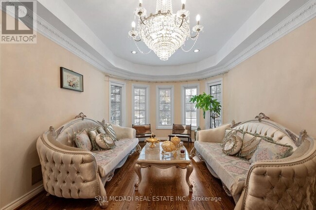 Photo du bâtiment - 2339 Glengarry Rd