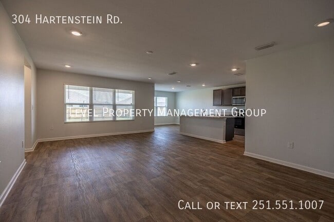 Building Photo - 304 Hartenstein Rd