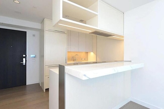 Building Photo - 1 bedroom in New York NY 10002