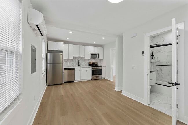 Foto del edificio - 4317 Cottage Ave