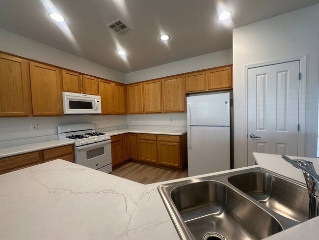 Foto del edificio - Sun City Aliante - 2 Bedroom and a Den - Great Floor Plan