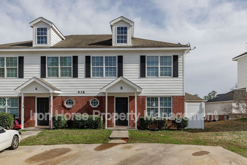 Foto principal - 638 Mill Stone Bluff