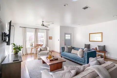 Foto del edificio - 6619 Sherman St
